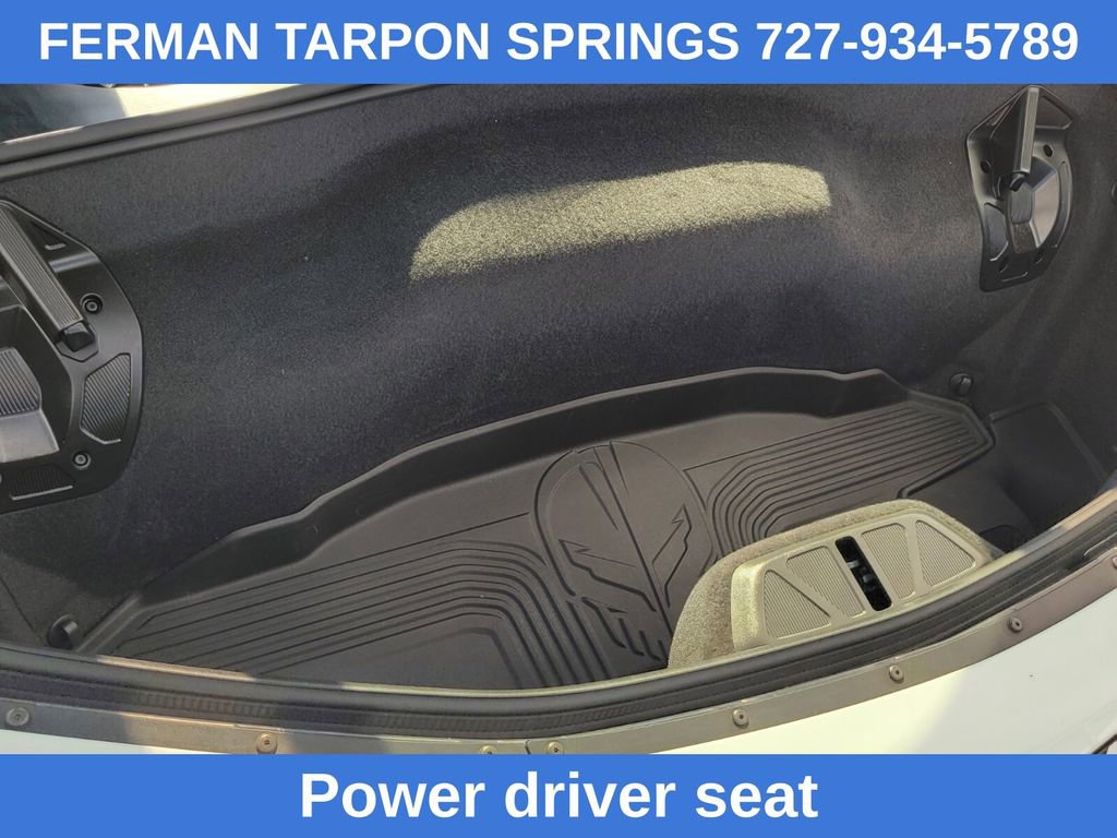 Used 2022 Chevrolet Corvette Stingray Preferred Cpe w/ Engine Appearance Package image 18