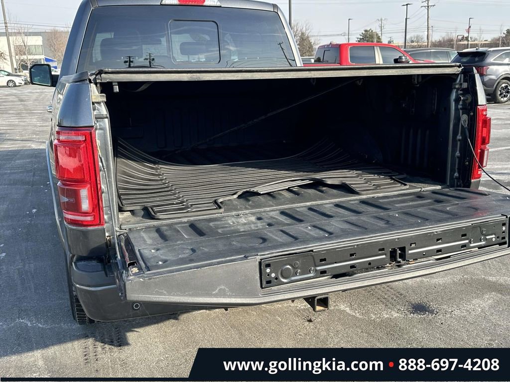 Used 2017 Ford F150 Platinum w/ Equipment Group 701A Luxury AWD/4WD image 9