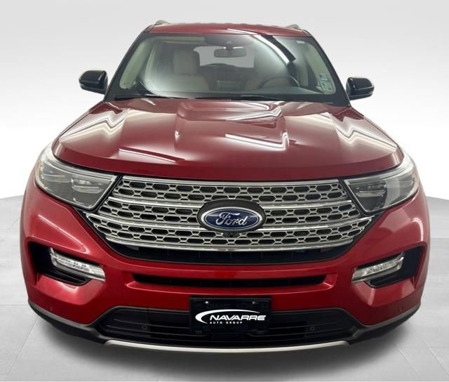 Used 2024 Ford Explorer Limited w/ Limited Technology Package image 3