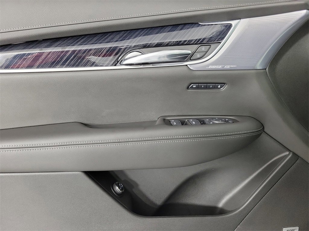 Certified 2025 Cadillac XT6 Premium Luxury w/ Technology Package image 20