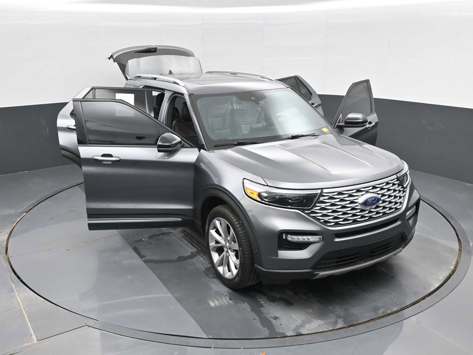 Used 2021 Ford Explorer Platinum w/ Equipment Group 601A image 37