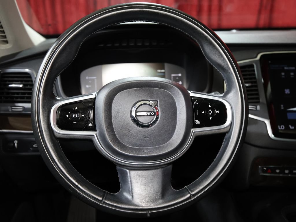 Used 2019 Volvo XC90 T5 Momentum FWD image 18