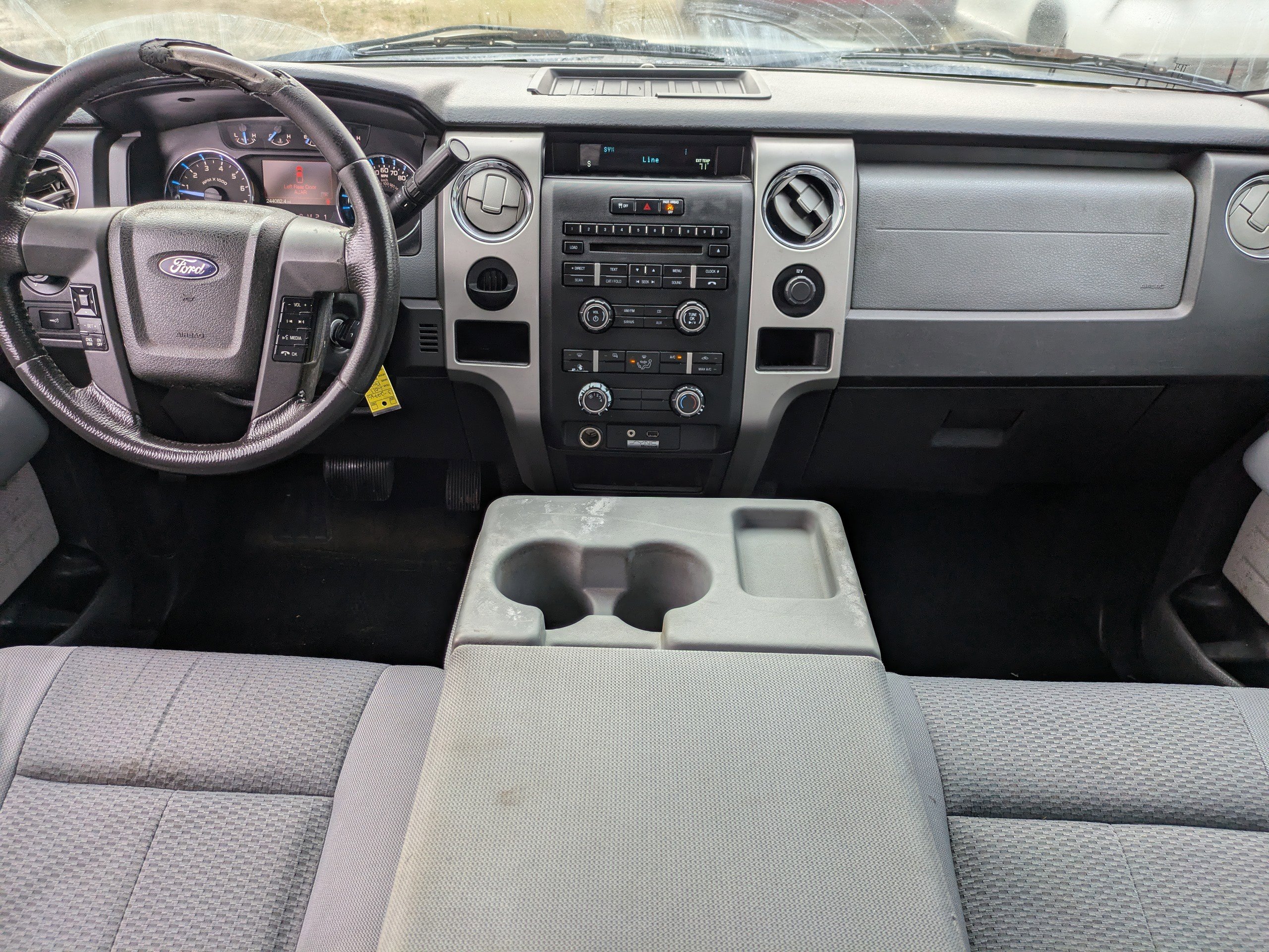 Used 2011 Ford F150 XLT w/ XLT Chrome Pkg image 14