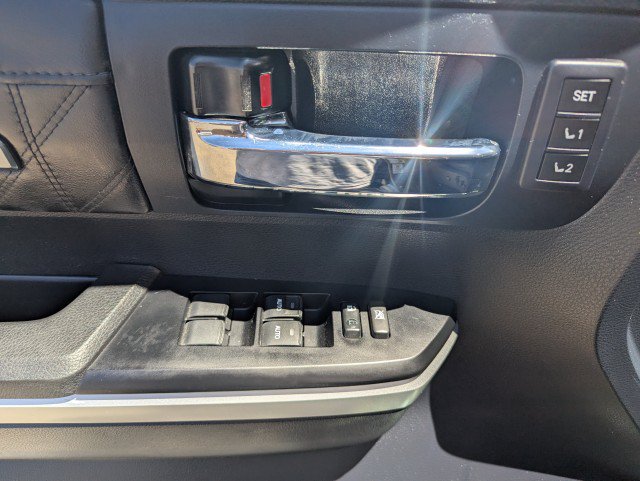 Used 2014 Toyota Tundra Platinum AWD/4WD image 10