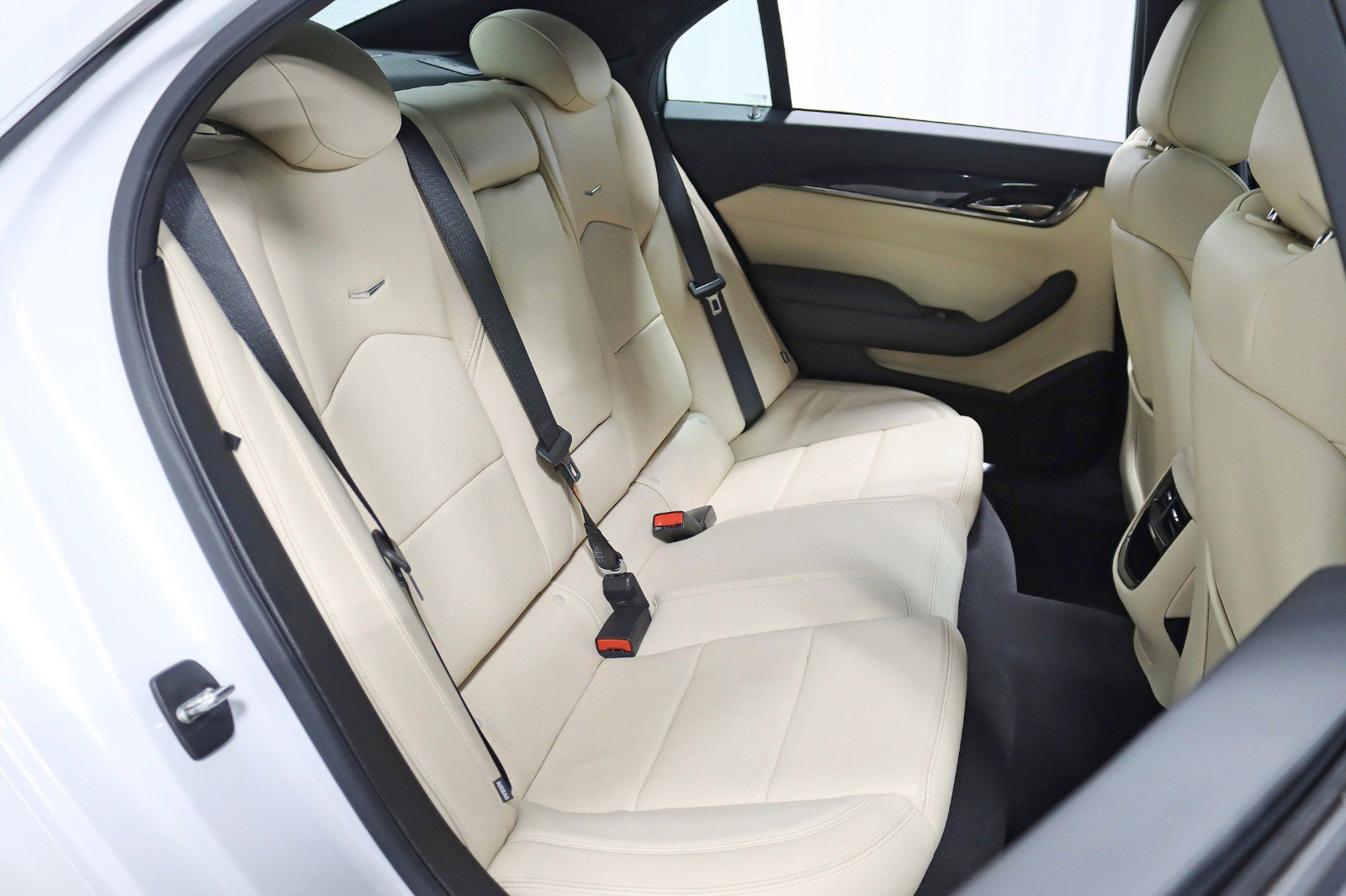 Used 2018 Cadillac CTS Luxury image 26