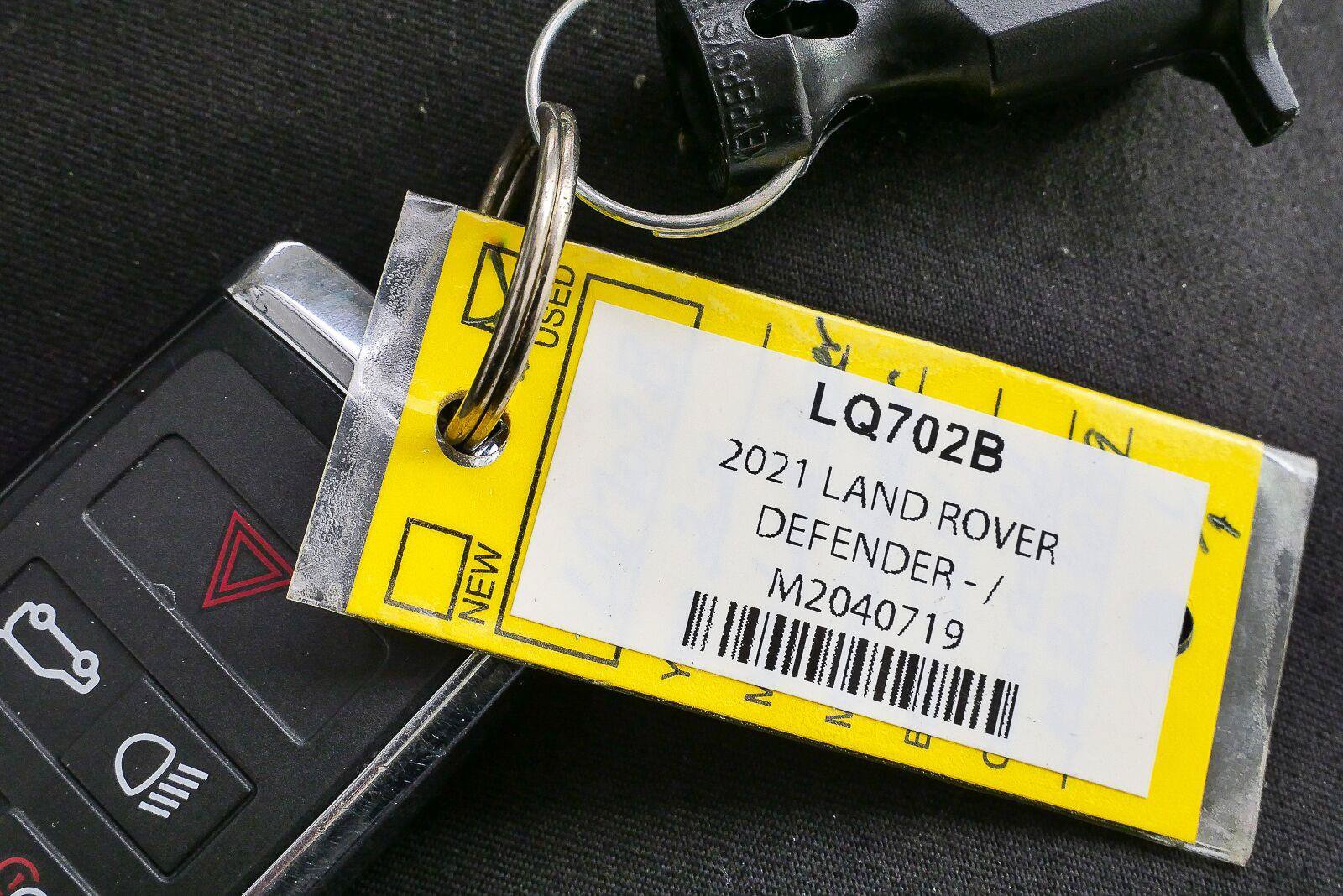 Used 2021 Land Rover Defender 110 X-Dynamic HSE AWD/4WD image 36