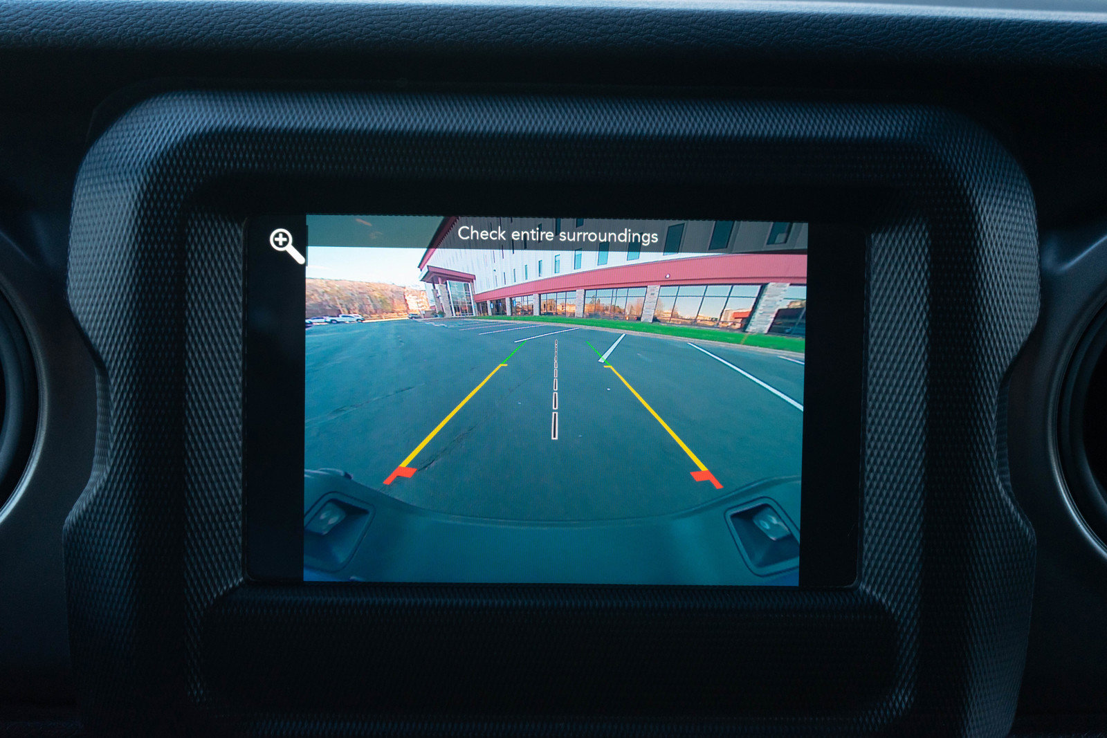 Used 2021 Jeep Gladiator Sport image 15