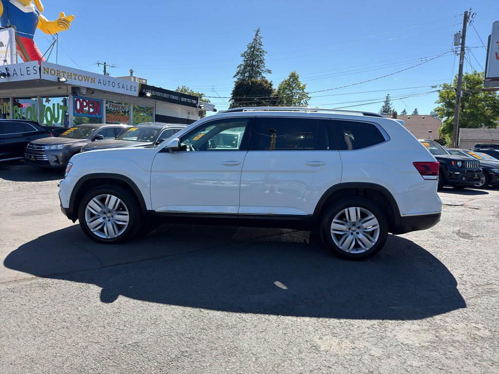 Used 2018 Volkswagen Atlas SEL Premium AWD/4WD image 3