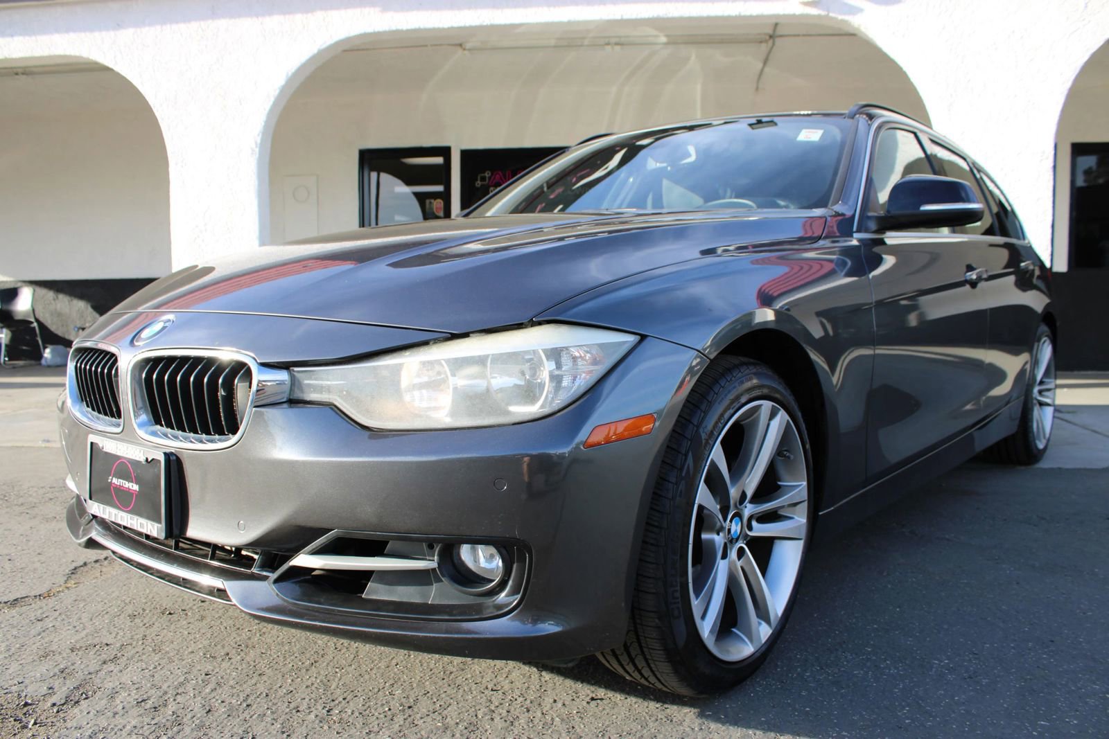Used 2015 BMW 328i xDrive Wagon image 4