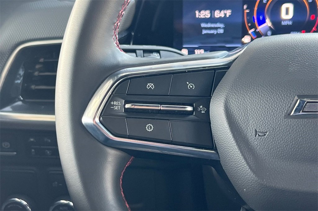 Used 2025 Chevrolet Suburban RST image 35