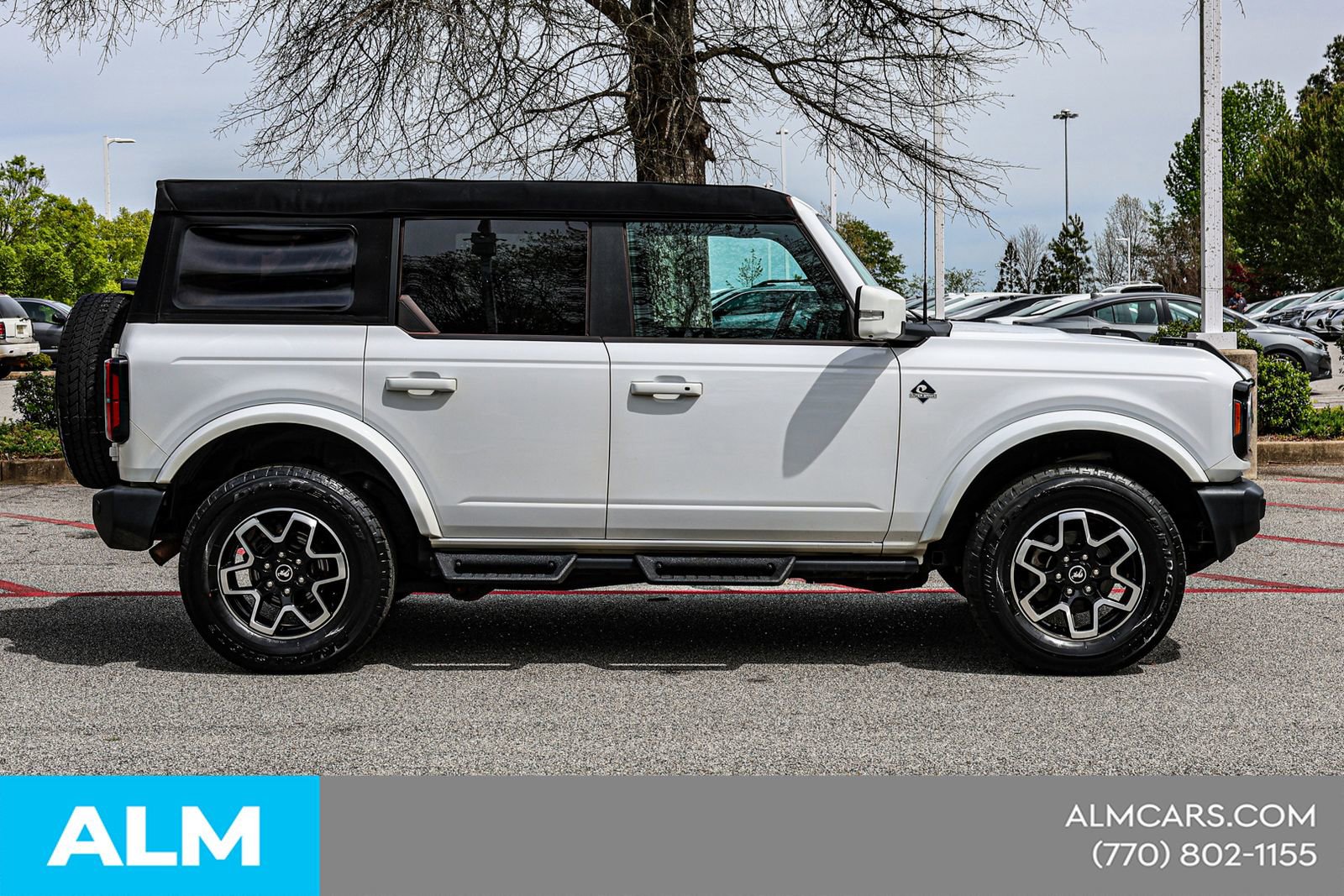 Used 2023 Ford Bronco Outer Banks image 11