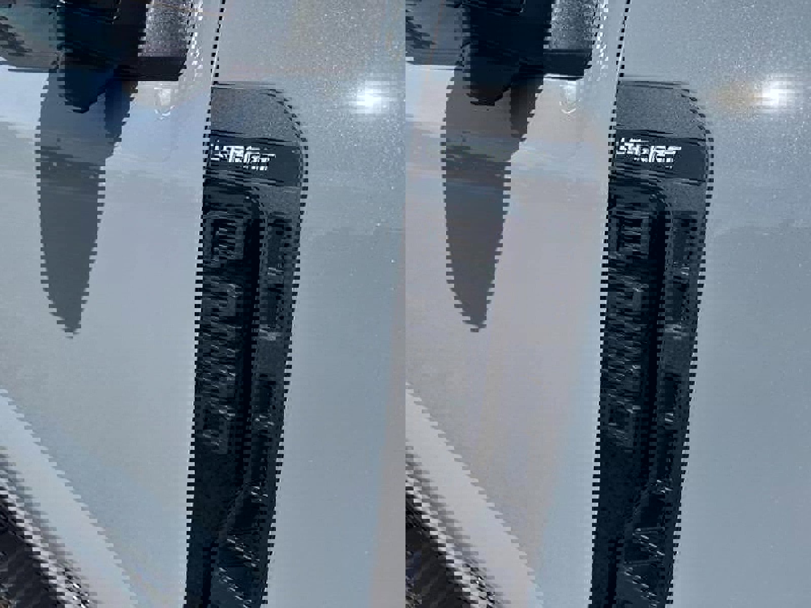 New 2025 Ford F250 Lariat w/ Lariat Ultimate Package image 10