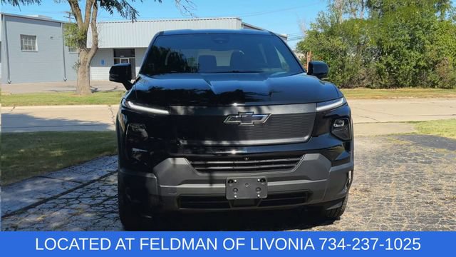Certified 2025 Chevrolet Silverado EV W/T w/ WT Plus Package AWD/4WD image 3