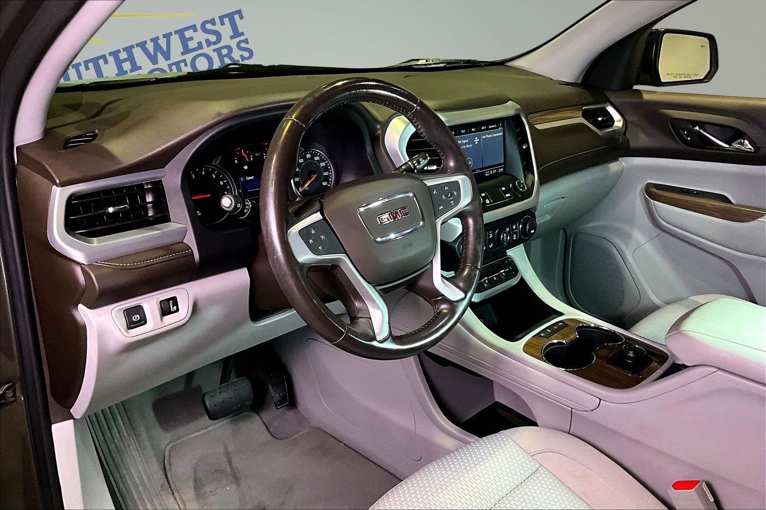 Used 2020 GMC Acadia SLE AWD/4WD image 17