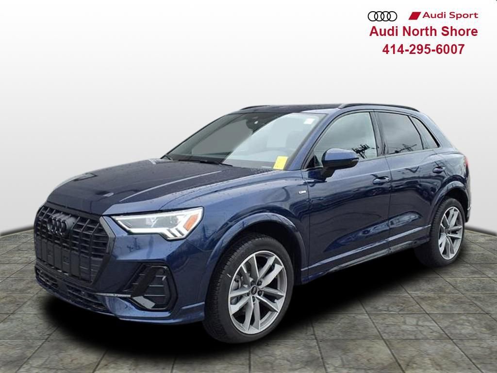 Used 2025 Audi Q3 2.0T Premium w/ Convenience Package image 5