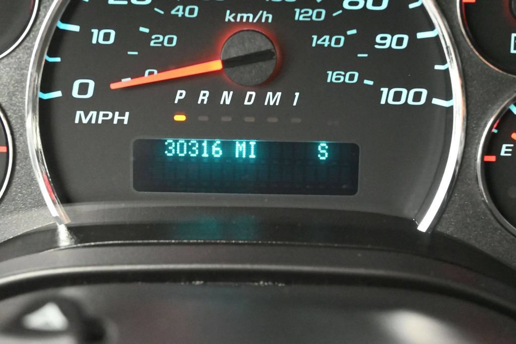 Used 2024 Chevrolet Express 3500 LT w/ LT Preferred Equipment Group RWD image 17