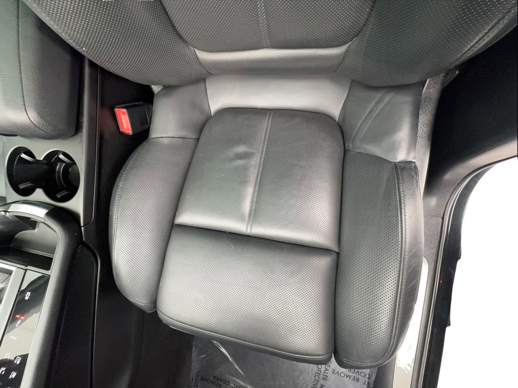 Used 2023 Porsche Macan S image 10