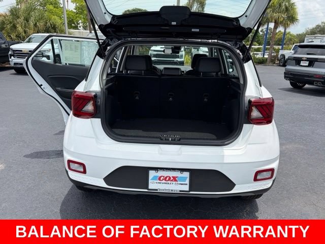 Used 2025 Hyundai Venue Limited FWD image 16