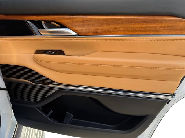 Certified 2022 Jeep Grand Wagoneer Series III image 21