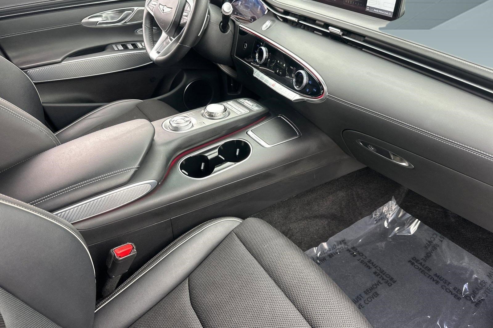Used 2023 Genesis GV70 2.5T w/ Sport Prestige Package AWD/4WD image 33