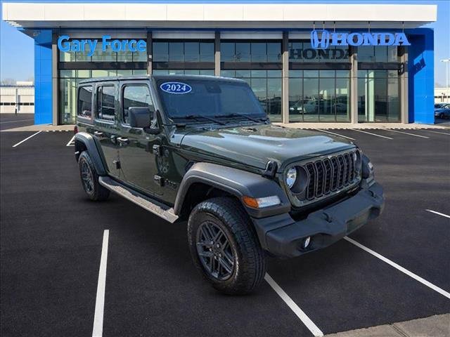 Used 2024 Jeep Wrangler Sport S image 1