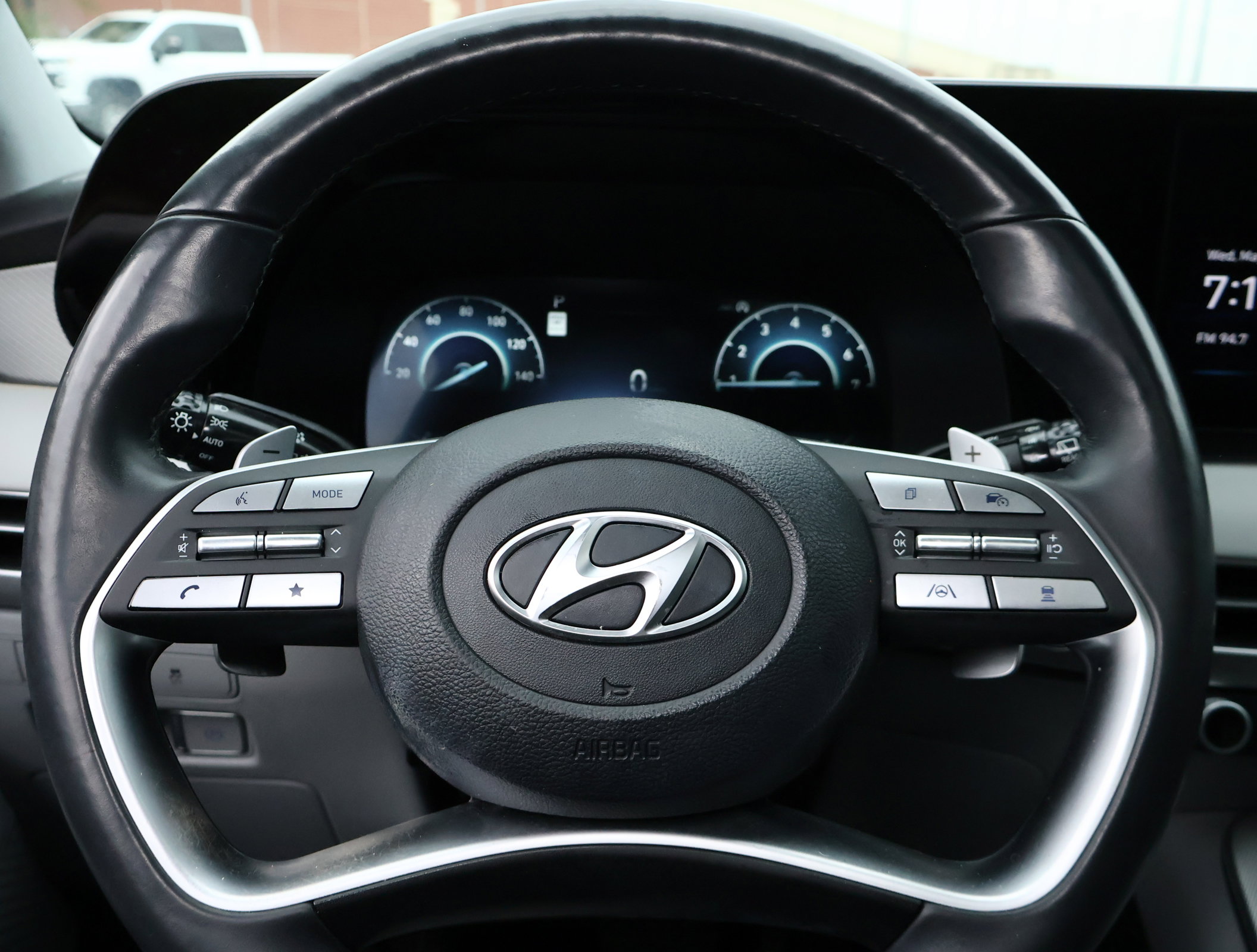 Used 2023 Hyundai Palisade SEL w/ Premium Package AWD/4WD image 13