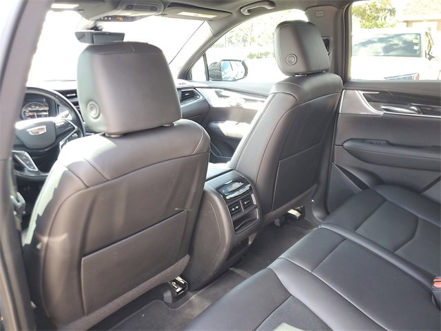 Used 2021 Cadillac XT5 Premium Luxury image 12