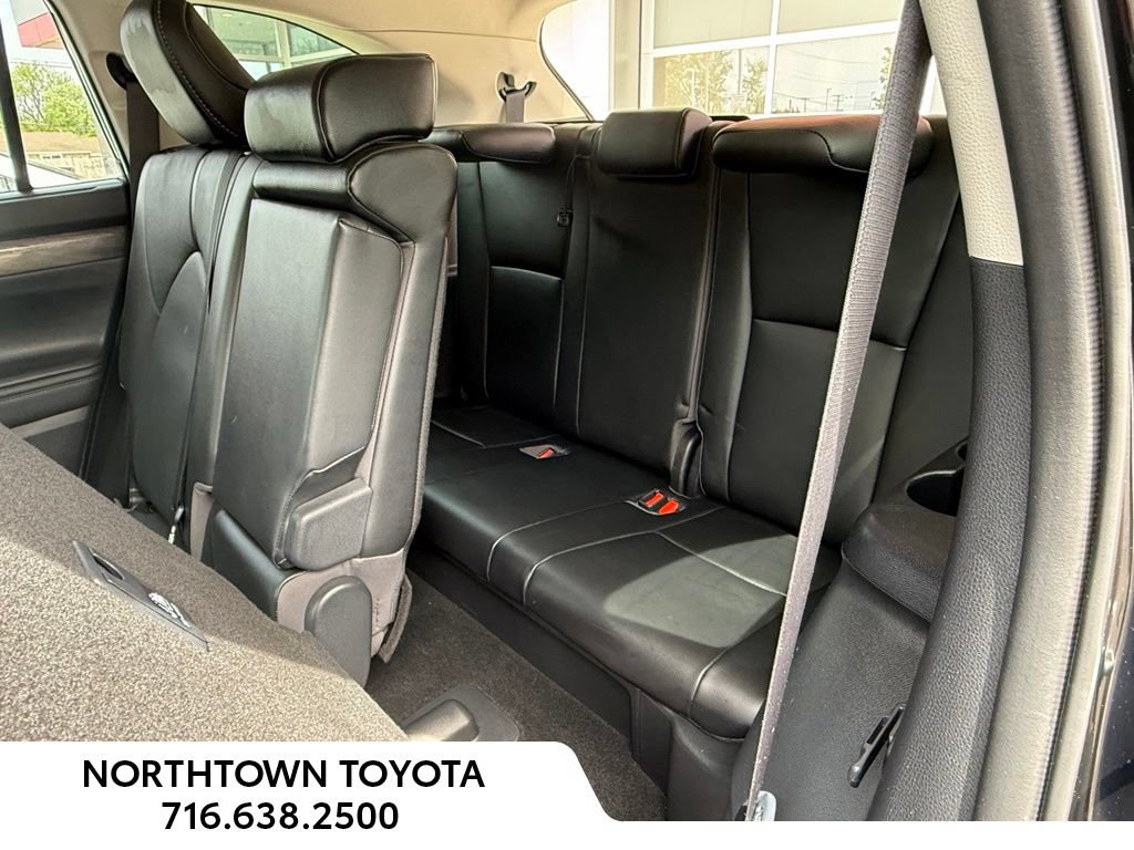 Used 2021 Toyota Highlander Limited AWD/4WD image 13