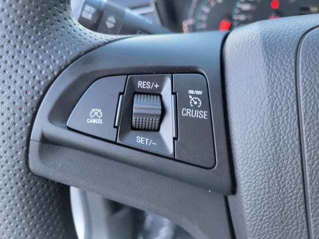 Used 2022 Chevrolet Trax LS w/ Tint and Cruise Package image 21