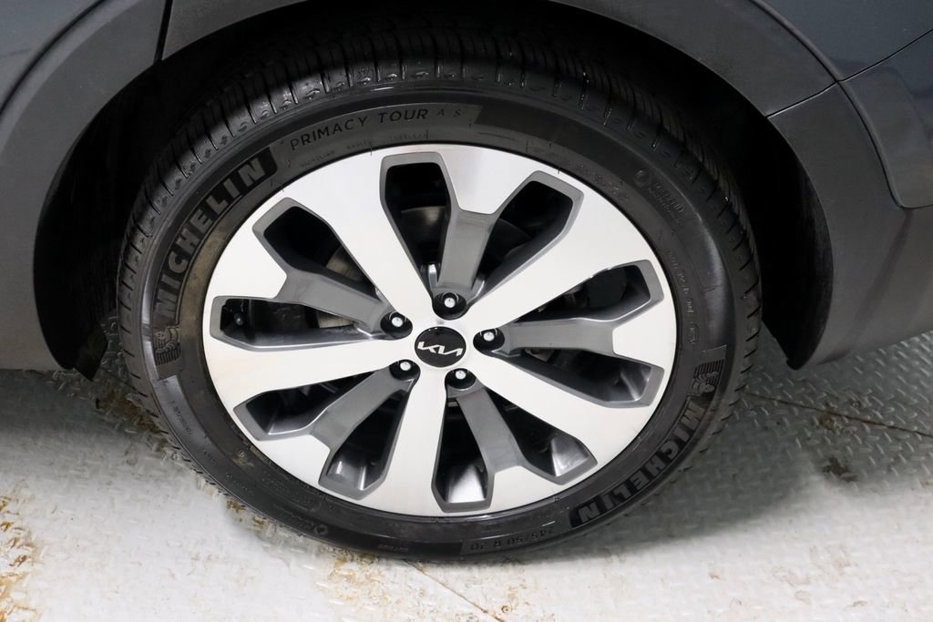 Used 2022 Kia Telluride EX w/ EX Premium Package image 20