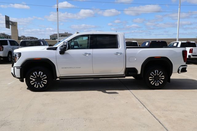 Used 2024 GMC Sierra 2500 Denali Ultimate image 4
