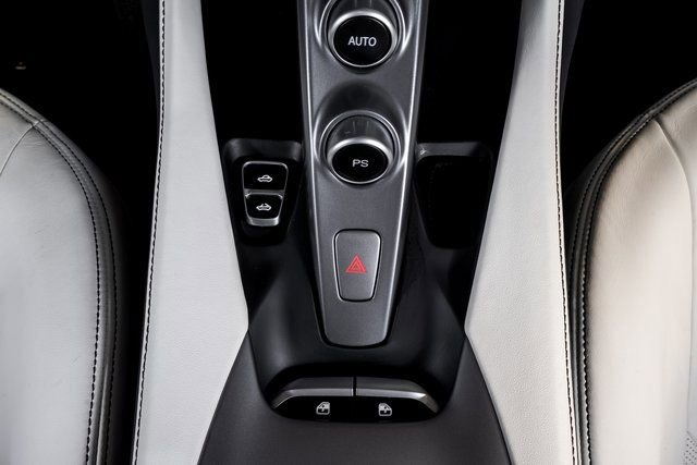 Certified 2019 Ferrari Portofino image 52