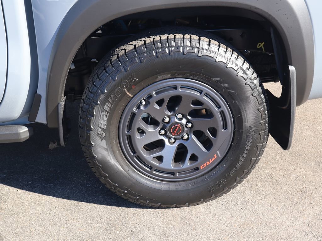 New 2026 Nissan Frontier PRO-4X w/ Pro-4x Convenience Package image 9