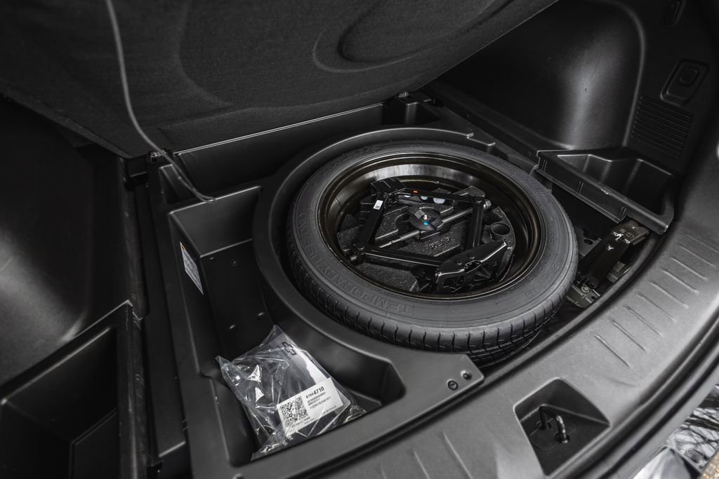 Used 2025 Chevrolet Blazer RS AWD/4WD image 33