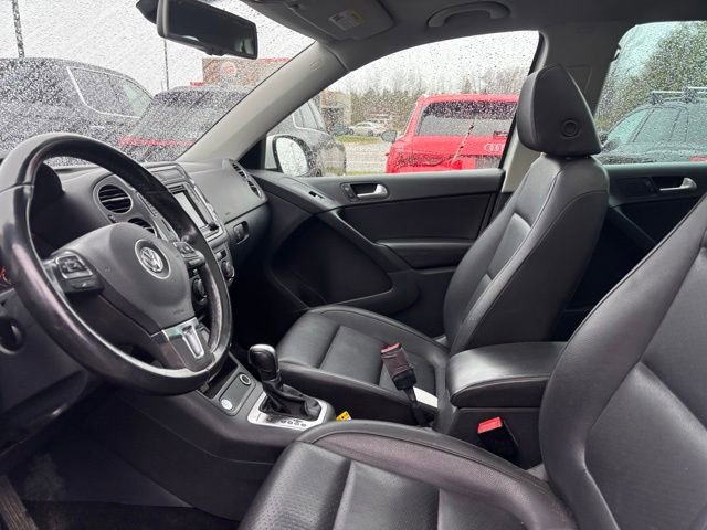 Used 2017 Volkswagen Tiguan Wolfsburg Edition AWD/4WD image 10