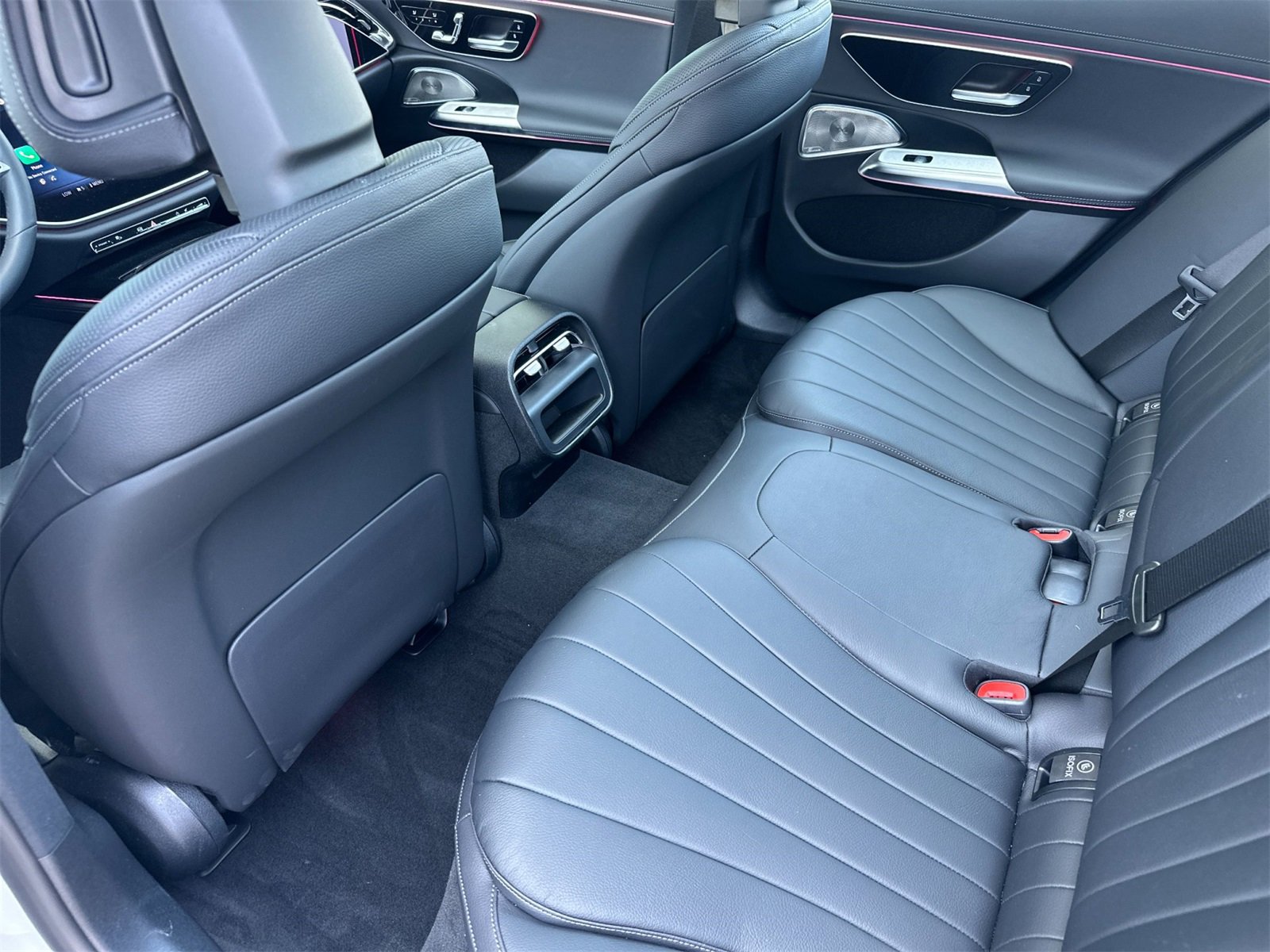 Used 2024 Mercedes-Benz E 350 4MATIC Sedan image 12