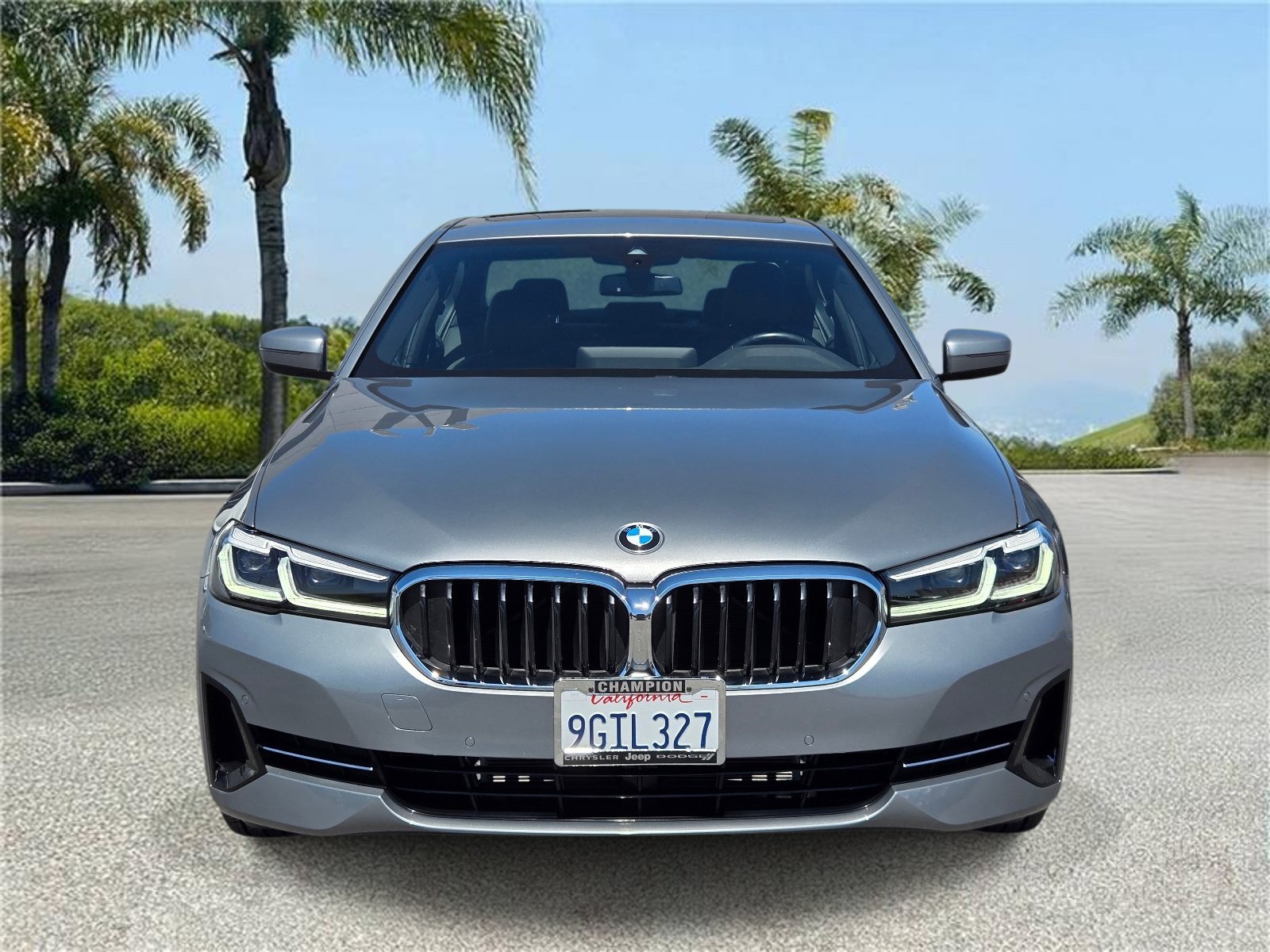 Used 2023 BMW 530i w/ Convenience Package RWD image 3