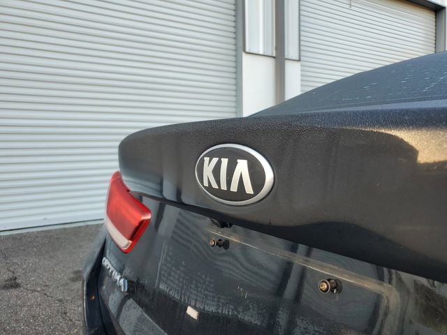 Used 2020 Kia Optima SE image 6