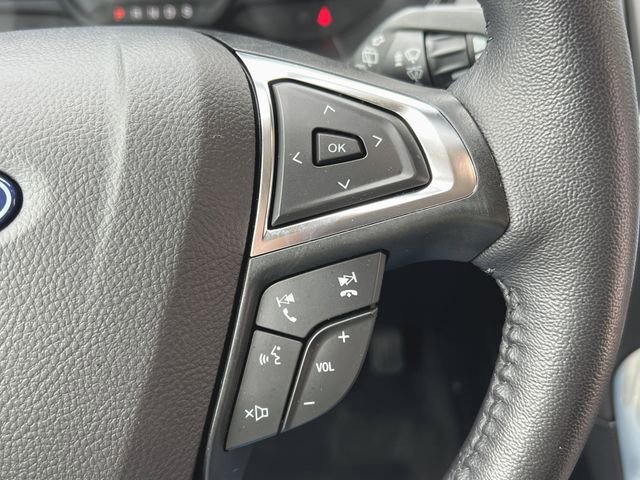 Used 2023 Ford Edge Titanium AWD/4WD image 26