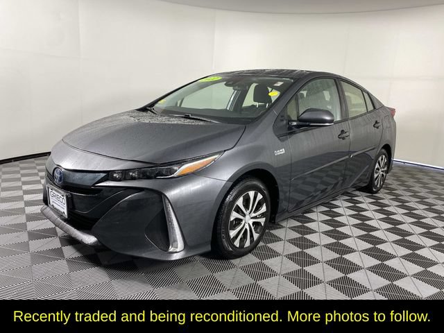 Used 2022 Toyota Prius Prime LE FWD image 4
