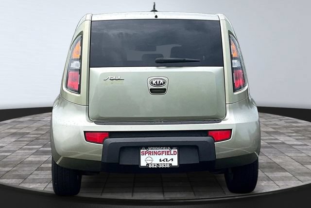 Used 2011 Kia Soul + w/ Audio Pkg FWD image 5