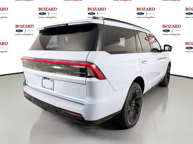 New 2025 Lincoln Navigator Reserve w/ Jet Appearance Package AWD/4WD image 7
