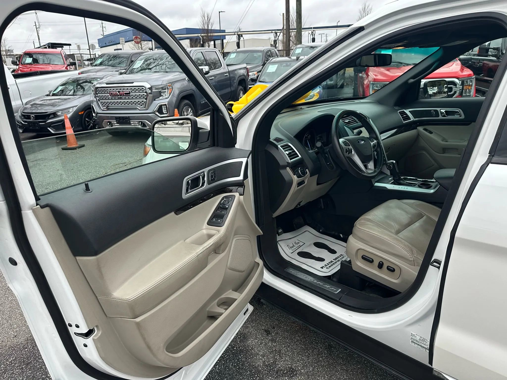 Used 2015 Ford Explorer Limited w/ Equipment Group 302A image 19