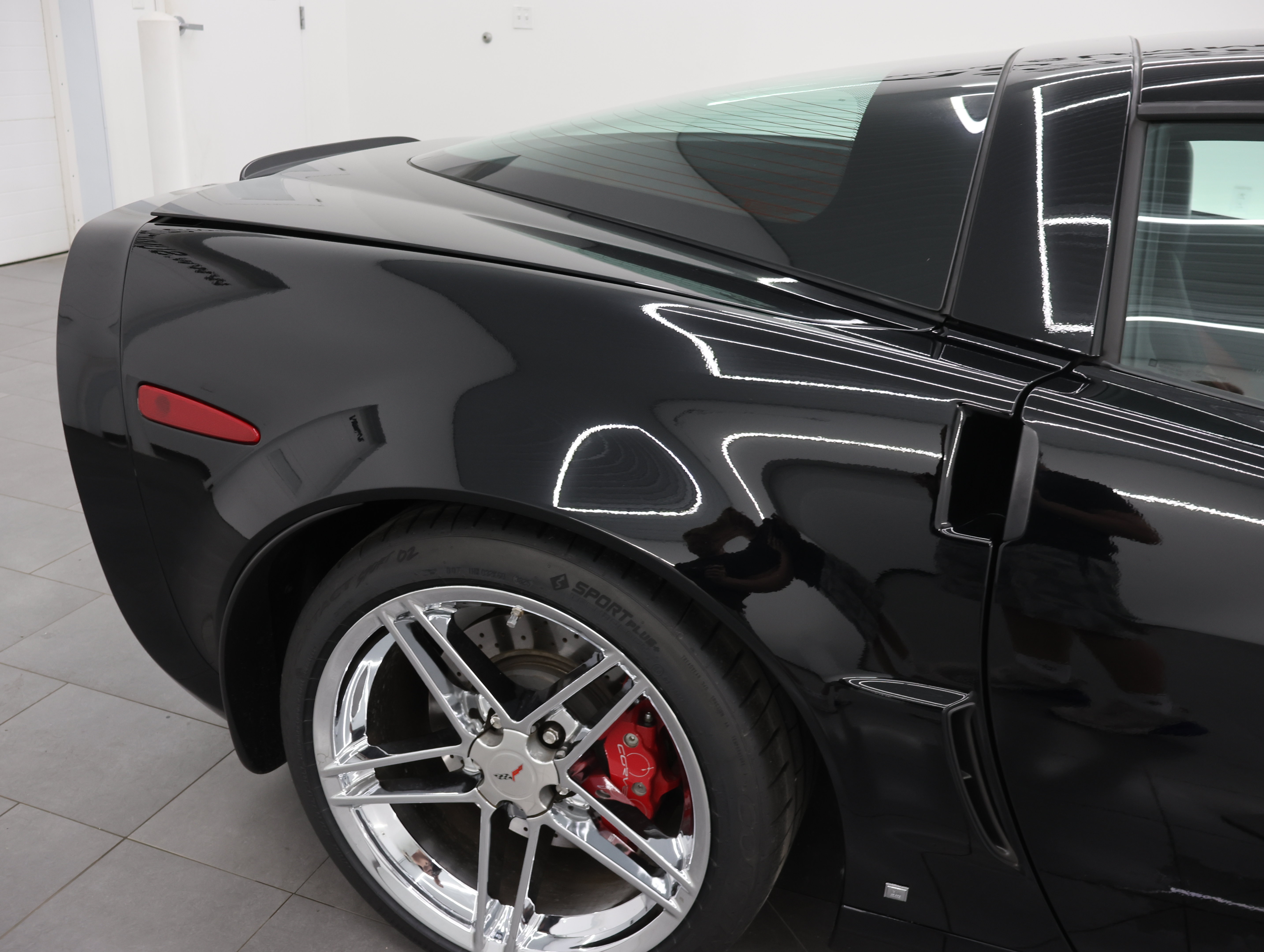 Used 2007 Chevrolet Corvette Z06 w/ Preferred Equipment Group RWD image 22
