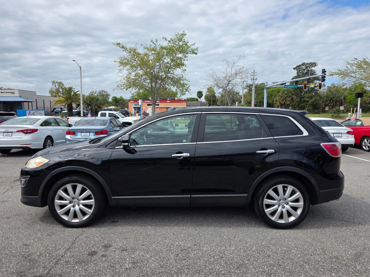 Used 2010 MAZDA CX-9 Grand Touring w/ Moonroof & Bose Audio Pkg image 7