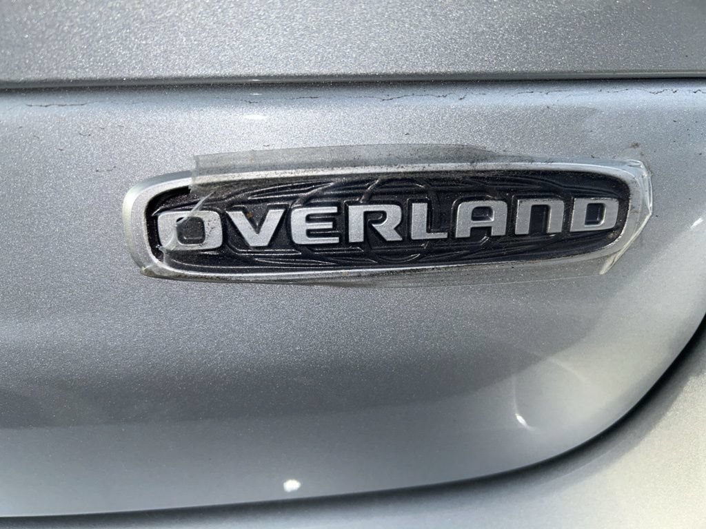New 2024 Jeep Grand Cherokee Overland w/ Advanced Protech Group III AWD/4WD image 22