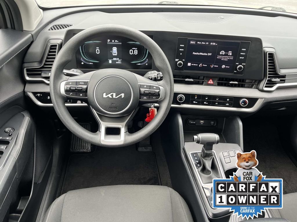 Used 2024 Kia Sportage LX image 12