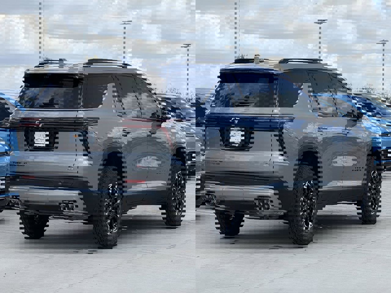 New 2026 Chevrolet Traverse Z71 w/ Enhanced Driving Package image 4