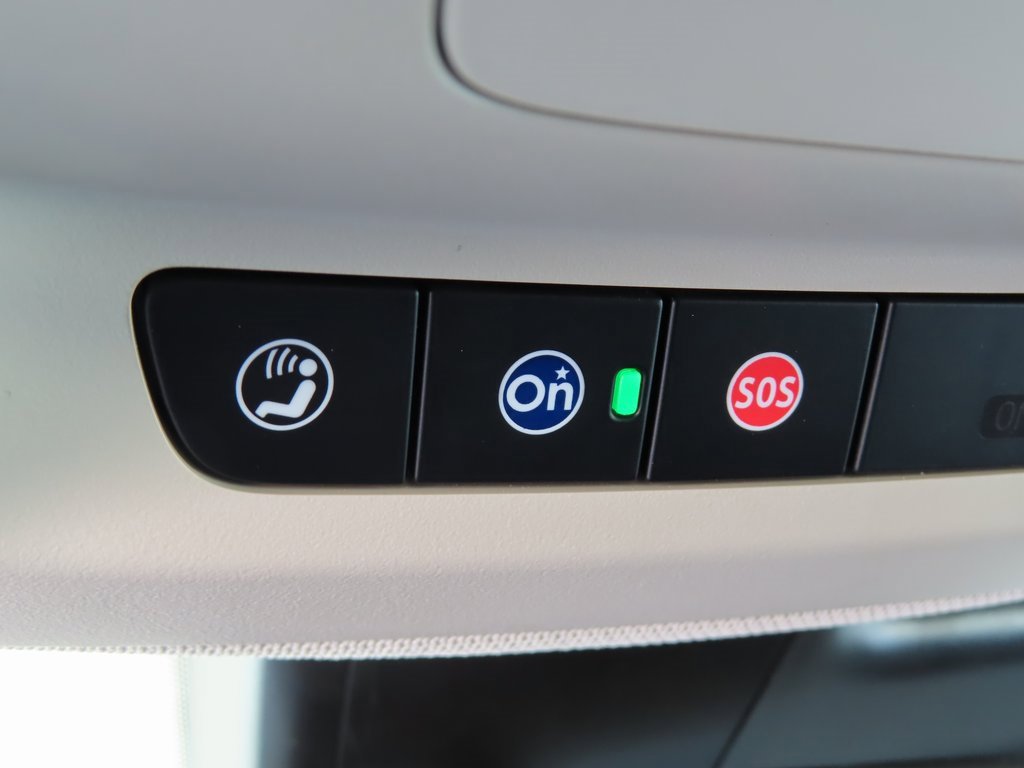 Certified 2023 Buick Envision Essence w/ Sport Touring Package image 13