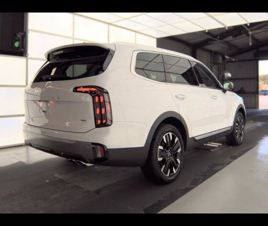 Used 2025 Kia Telluride SX Prestige X-Line AWD/4WD image 9